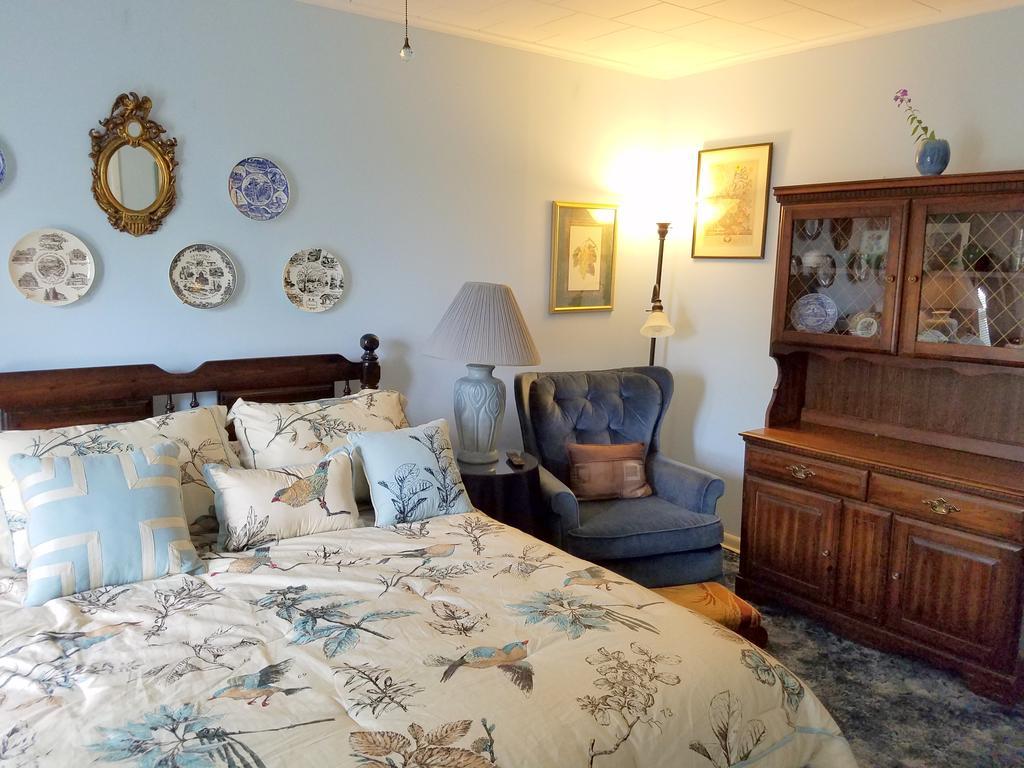 Kountry Living Bed And Breakfast Онеонта Екстер'єр фото