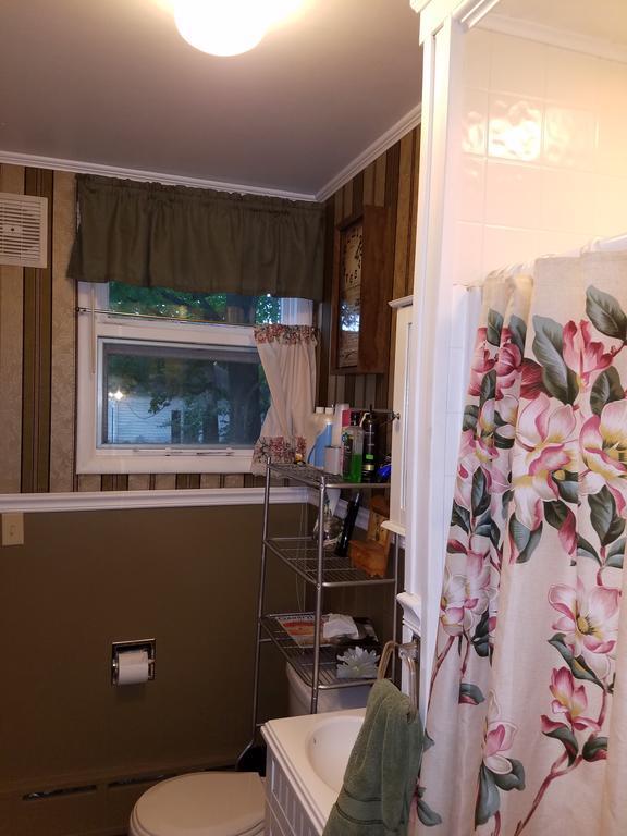 Kountry Living Bed And Breakfast Онеонта Екстер'єр фото